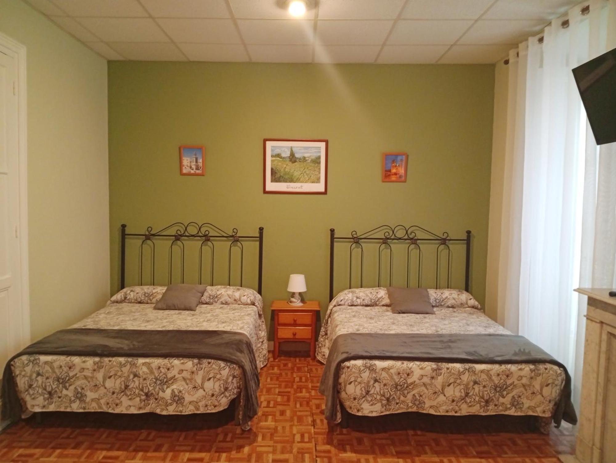 Hospedaje Don Pelayo Хихон Номер фото